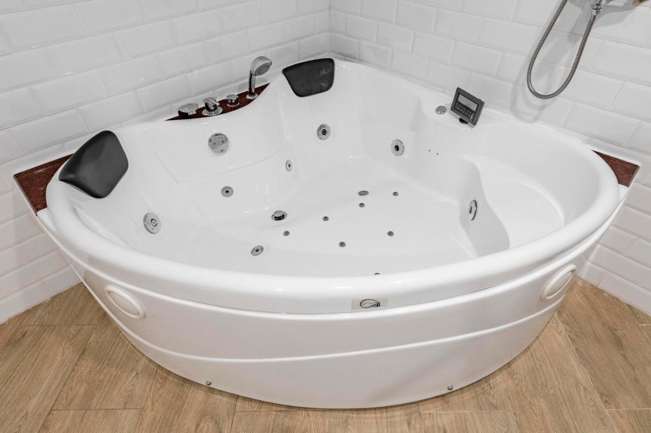 El Triangulo Del Arte - Jacuzzi Apartamento Madri Exterior foto